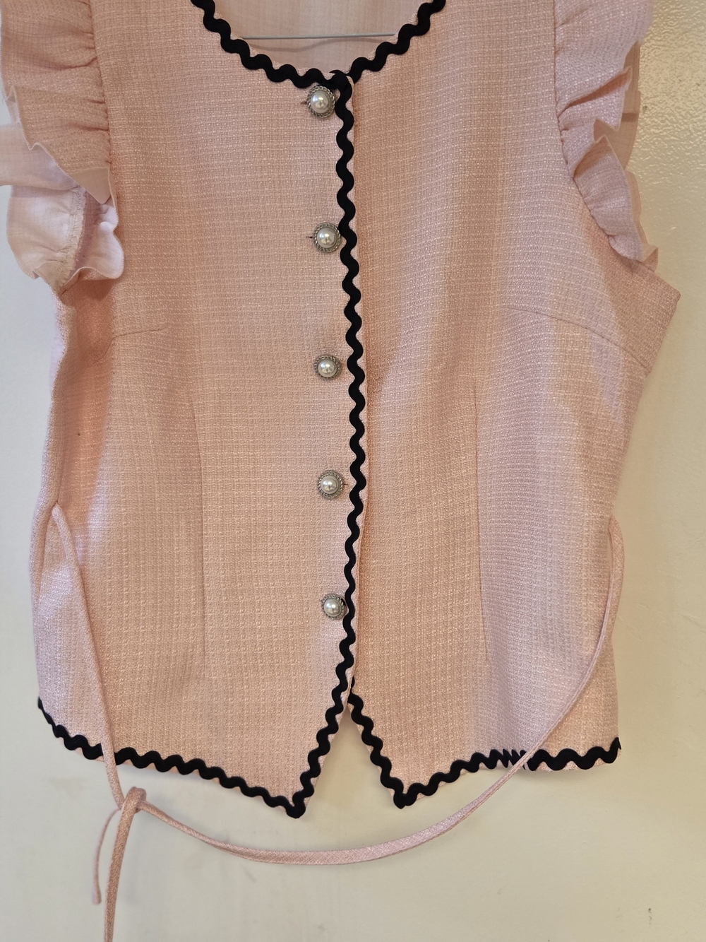 Pink Ruffle Sleeve Tie-Waist Top with Black Trim - Picture 2 of 4